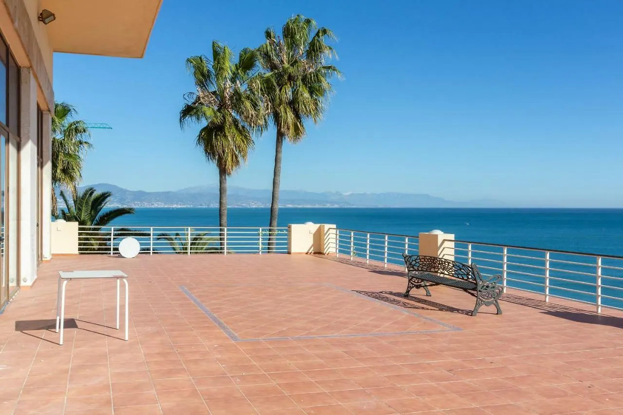 La Torre De La Roca Apartman Torremolinos Spanyolország